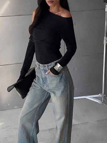 Irregular Shoulder Slim-Fit Tee - Image 3