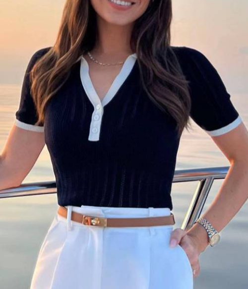 Color Contrast V-neck Knitted Short-sleeve Top