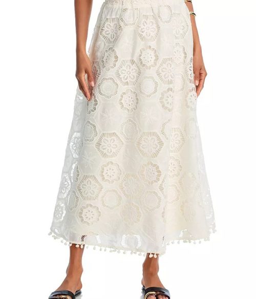Exquisite Temperament Hollow Lace Skirt