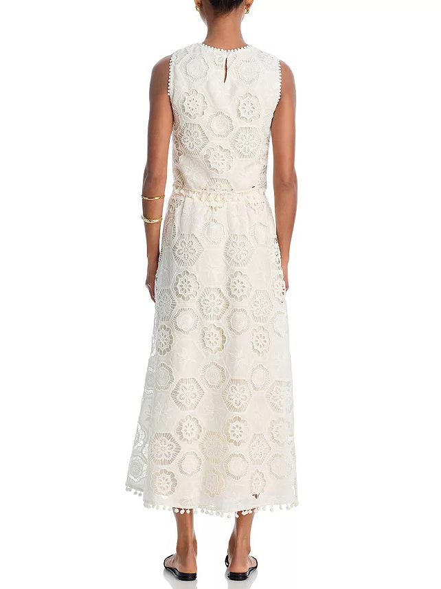 Exquisite Temperament Hollow Lace Skirt - Image 3